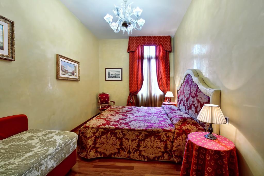 Residence Odoni Benátky Pokoj fotografie